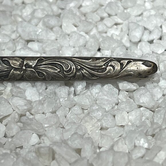 Vintage Victorian Silver Engraved Floral Bar Baguette Pin Brooch - Picture 3 of 8